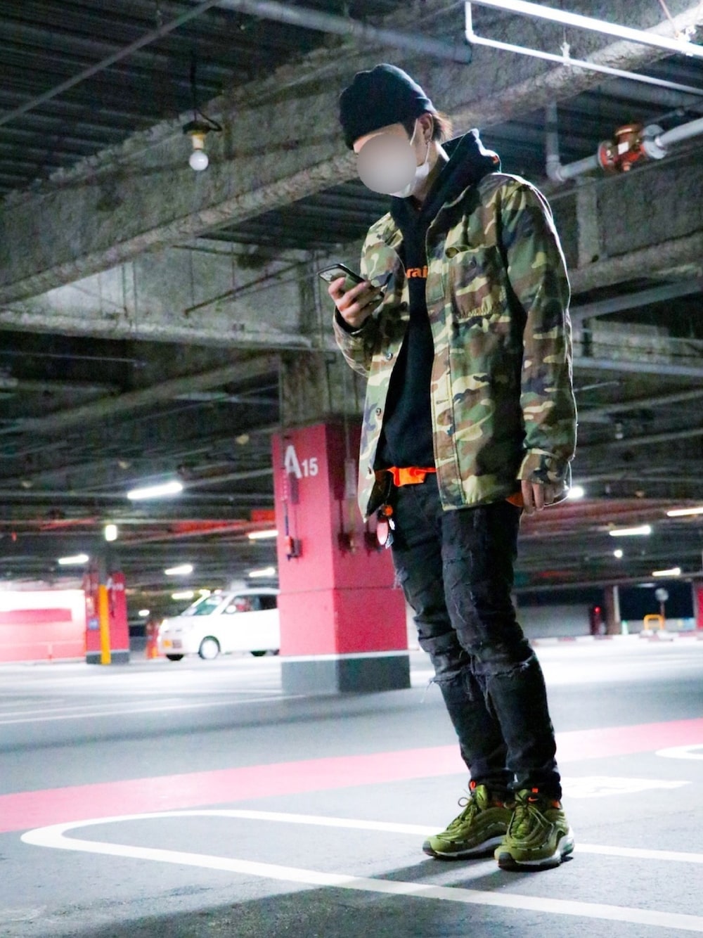 「H&M、Liberaiders、GAP、ミリタリージャケット」｜「H&Mのアイテム（ニットキャップ/ビーニー、ブラック系）」を使った、けんけんさん（メンズ・175cm）の冬コーディネートの1枚目の写真