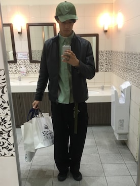 「Alpha Industries（アルファインダストリーズ）のアイテム（ニットキャップ/ビーニー）」を使った、麟太郎さん（メンズ・180cm）の冬コーディネート