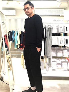 「EN ROUTE（アンルート）のアイテム（スラックス）」を使った、MIYAさん（メンズ・178cm）の春コーディネート