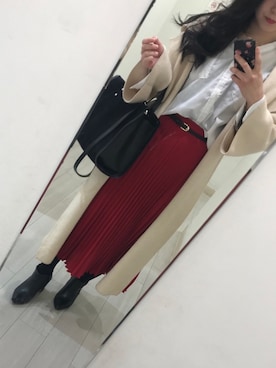 「赤スカート」｜「アイテム（その他アウター）」を使った、ここなっつさん（レディース・163cm）の冬コーディネート