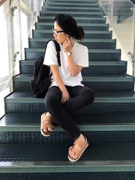 「Three Four Time（ｽﾘｰﾌｫｰﾀｲﾑ）のアイテム」を使った、NANAさん（レディース・161cm）の春コーディネート