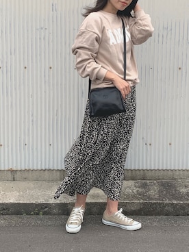 「IL BISONTE（イルビゾンテ）のアイテム」を使った、NANAさん（レディース・162cm）の春コーディネート