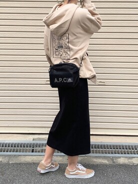 「A.P.C.（アーペーセー）のアイテム（財布/小物）」を使った、NANAさん（レディース・162cm）の冬コーディネート