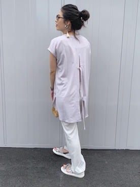 「Aunt Marie's（アントマリーズ）のAUNT MARIE'S ハーフスリーブバックスリットシャツ（シャツ/ブラウス）」を使った、NANAさん（レディース・162cm）の夏コーディネート