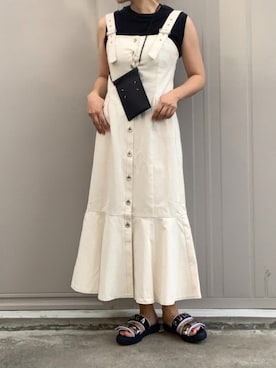 「TRIANGLE PALETTE（トライアングルパレット）のアイテム（ワンピース/ドレス）」を使った、NANAさん（レディース・162cm）の夏コーディネート