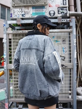 「RASVOA（ラスボア）のアイテム（キャップ）」を使った、RASVOA STAFFさん（レディース・164cm）の秋コーディネート