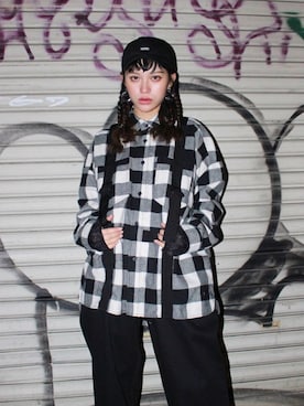 「RASVOA（ラスボア）のアイテム」を使った、RASVOA STAFFさん（レディース・164cm）の冬コーディネート