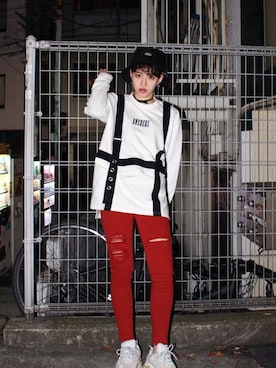 「赤パンツ」｜RASVOA STAFFさん（レディース・161cm）の冬コーディネート
