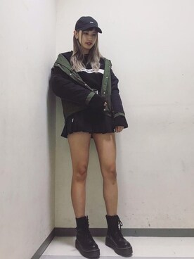 「スエット」｜「アイテム（マウンテンパーカー）」を使った、RASVOA STAFFさん（レディース・164cm）の冬コーディネート