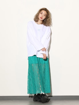 「RASVOA（ラスボア）のアイテム」を使った、RASVOA STAFFさん（レディース・160cm）の夏コーディネート