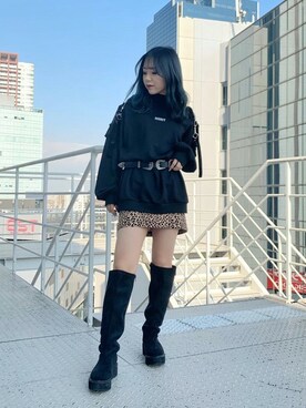 「RASVOA（ラスボア）のアイテム（ベルト）」を使った、RASVOA STAFFさん（レディース・156cm）の冬コーディネート