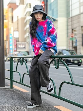 「RASVOA（ラスボア）のアイテム」を使った、RASVOA STAFFさん（レディース・164cm）の冬コーディネート