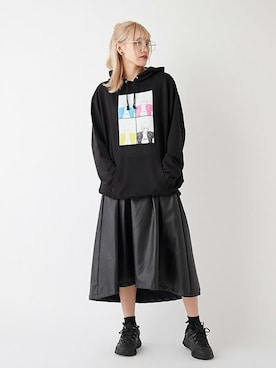 「RASVOA（ラスボア）のアイテム」を使った、RASVOA STAFFさん（レディース・166cm）の冬コーディネート