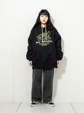 「RASVOA（ラスボア）のアイテム」を使った、RASVOA STAFFさん（レディース・164cm）の冬コーディネート