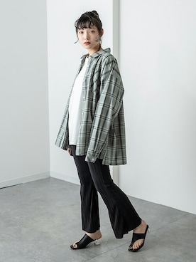 「ラスボア」｜RASVOA STAFFさん（レディース・164cm）の春コーディネート