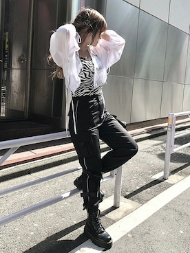「クロップドトップス」｜「アイテム（キャミソール）」を使った、RASVOA STAFFさん（レディース・155cm）の春コーディネート