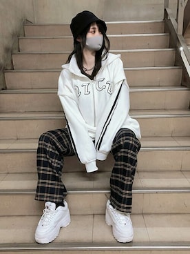 「ジップパーカ」｜RASVOA STAFFさん（レディース・159cm）の秋コーディネート