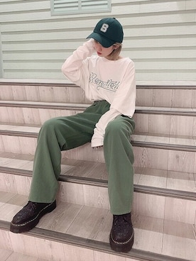 「RASVOA（ラスボア）のアイテム（キャップ）」を使った、RASVOA STAFFさん（レディース・155cm）の秋コーディネート