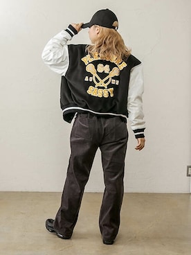 「コーデュロイパンツ」｜「アイテム（スタジャン）」を使った、RASVOA STAFFさん（レディース・163cm）の秋コーディネート