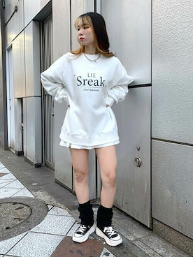 「アイテム（レッグウォーマー）」を使った、RASVOA STAFFさん（レディース・163cm）の冬コーディネート