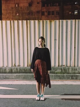 「GU（ジーユー）のアイテム（トップス、ブラック系）」を使った、Silverlamさん（レディース）の春コーディネート