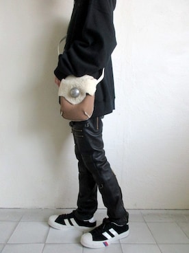 「blackmeans（ブラックミーンズ）のアイテム（ショルダーバッグ）」を使った、TITY niigataさん（レディース・160cm）の冬コーディネート