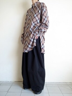 「SHINYAKOZUKA（シンヤコヅカ）のアイテム」を使った、TITY niigataさん（レディース・160cm）の秋コーディネート