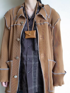 「レザー」｜「アイテム（チャーム）」を使った、TITY niigataさん（レディース・160cm）の冬コーディネート