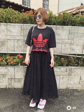 Yantong Liouさんのコーディネート