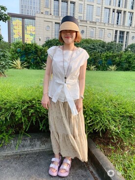 Yantong Liouさんのコーディネート
