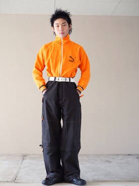 PUMAのジャージ（オレンジ系）を使った人気ファッションコーディネート