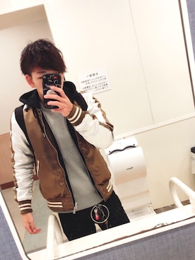 「おでかけ」｜「アイテム（その他アウター）」を使った、ひろあきさん（メンズ・170cm）の冬コーディネート