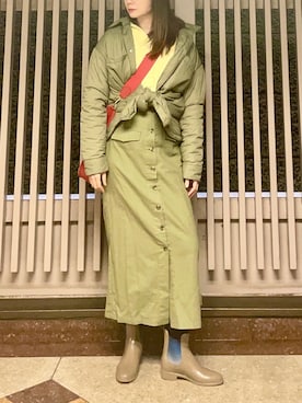 「春めきシューズ」｜「アイテム（ダウンジャケット/コート）」を使った、HONEY  LEMON  PIEさん（レディース・164cm）の春コーディネート