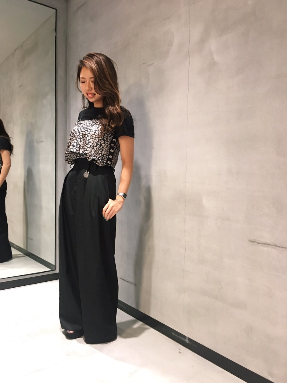 「Diesel、DIESEL OSAKA」｜「DIESELのWOMEN’S　ワイドパンツ（その他パンツ、ブラック系）」を使った、yuka haradaさん（レディース・155cm）の夏コーディネートの1枚目の写真