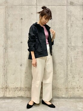 「リブニット」｜「アイテム（マウンテンパーカー）」を使った、アサミさん（レディース・163cm）の冬コーディネート