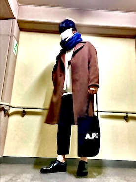 「JUNRED（ジュンレッド）のアイテム（チェスターコート）」を使った、フェイさん（メンズ・178cm）の冬コーディネート