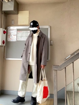 「春めきシューズ」｜「アイテム（ステンカラーコート）」を使った、フェイさん（メンズ・178cm）の春コーディネート