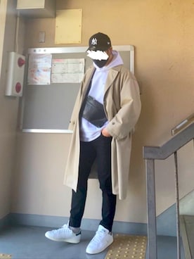 「春めきシューズ」｜「アイテム（トレンチコート）」を使った、フェイさん（メンズ・178cm）の春コーディネート