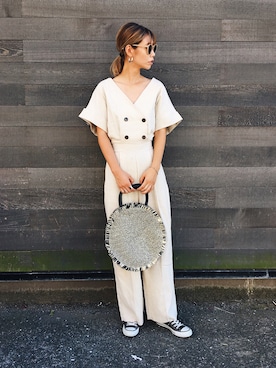 「アイテム（つなぎ/オールインワン、ベージュ系）」を使った、asammyさん（レディース・170cm）の夏コーディネート