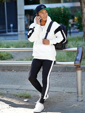 「WHIM ROTH（ウィムロス）のアイテム」を使った、adamsJUGGLERさん（メンズ・172cm）の秋コーディネート