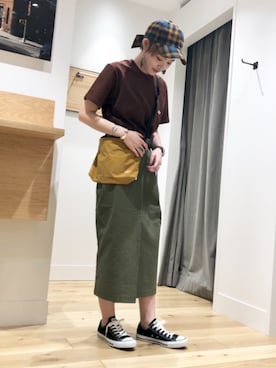 「Casselini（キャセリーニ）のアイテム（キャップ）」を使った、B:MING by BEAMS WOMENさん（レディース・160cm）の夏コーディネート