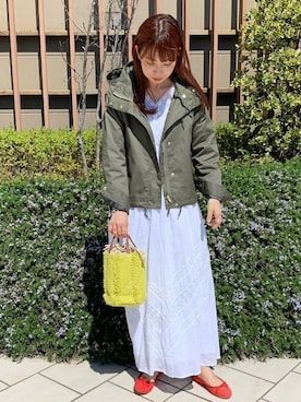 「オリーブ」｜「アイテム（マウンテンパーカー）」を使った、B:MING by BEAMS WOMENさん（レディース・158cm）の春コーディネート