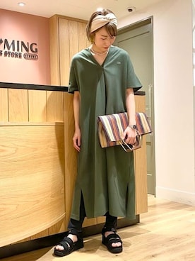 B Ming By Beams ビーミングバイビームス の Lacoste B Ming By Beams 別注 スリットネック ワンピース ss ワンピース Wear