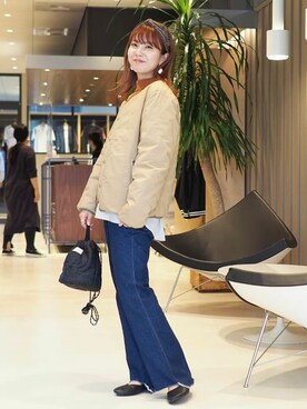 「Gramicci（グラミチ）のアイテム（ジャケット/アウター）」を使った、B:MING by BEAMS WOMENさん（レディース・158cm）の夏コーディネート