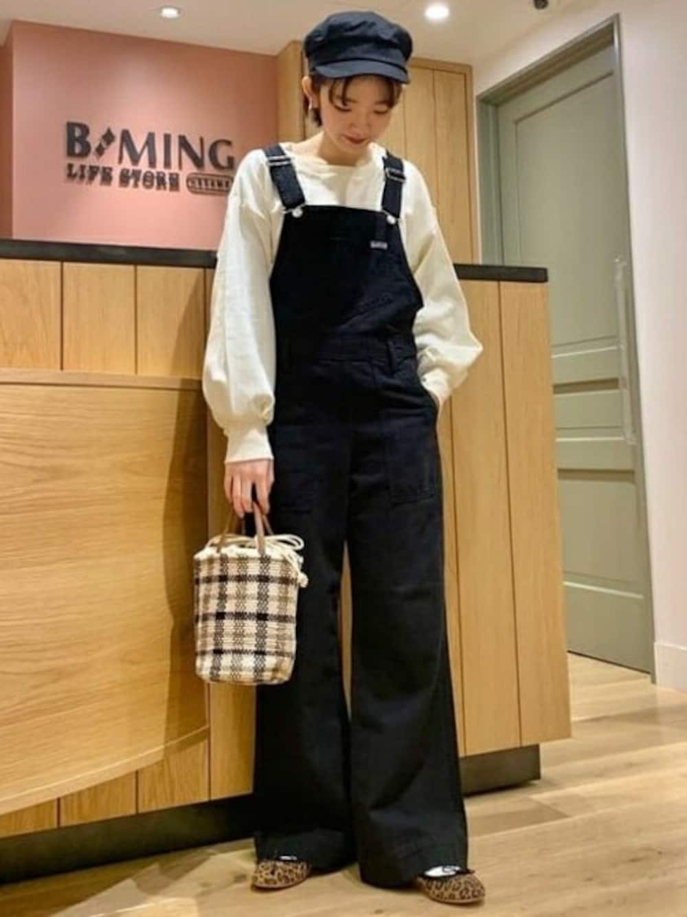 B:MING by BEAMS Wrangler / フレア サロペット B:MING by BEAMS（ビーミングバイビームス）の「Wrangler / フレア