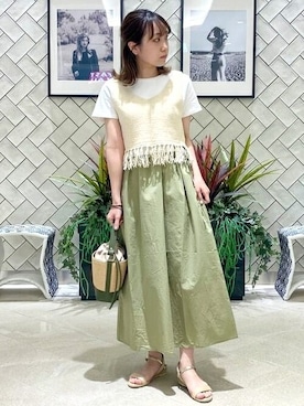 「ピスタチオ」｜「アイテム（その他トップス）」を使った、B:MING by BEAMS WOMENさん（レディース・151cm）の夏コーディネート