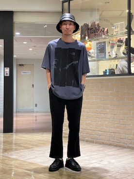 「ラッドミュージシャン」｜「アイテム（スラックス）」を使った、Shunsuke Itoさん（メンズ・173cm）の春コーディネート