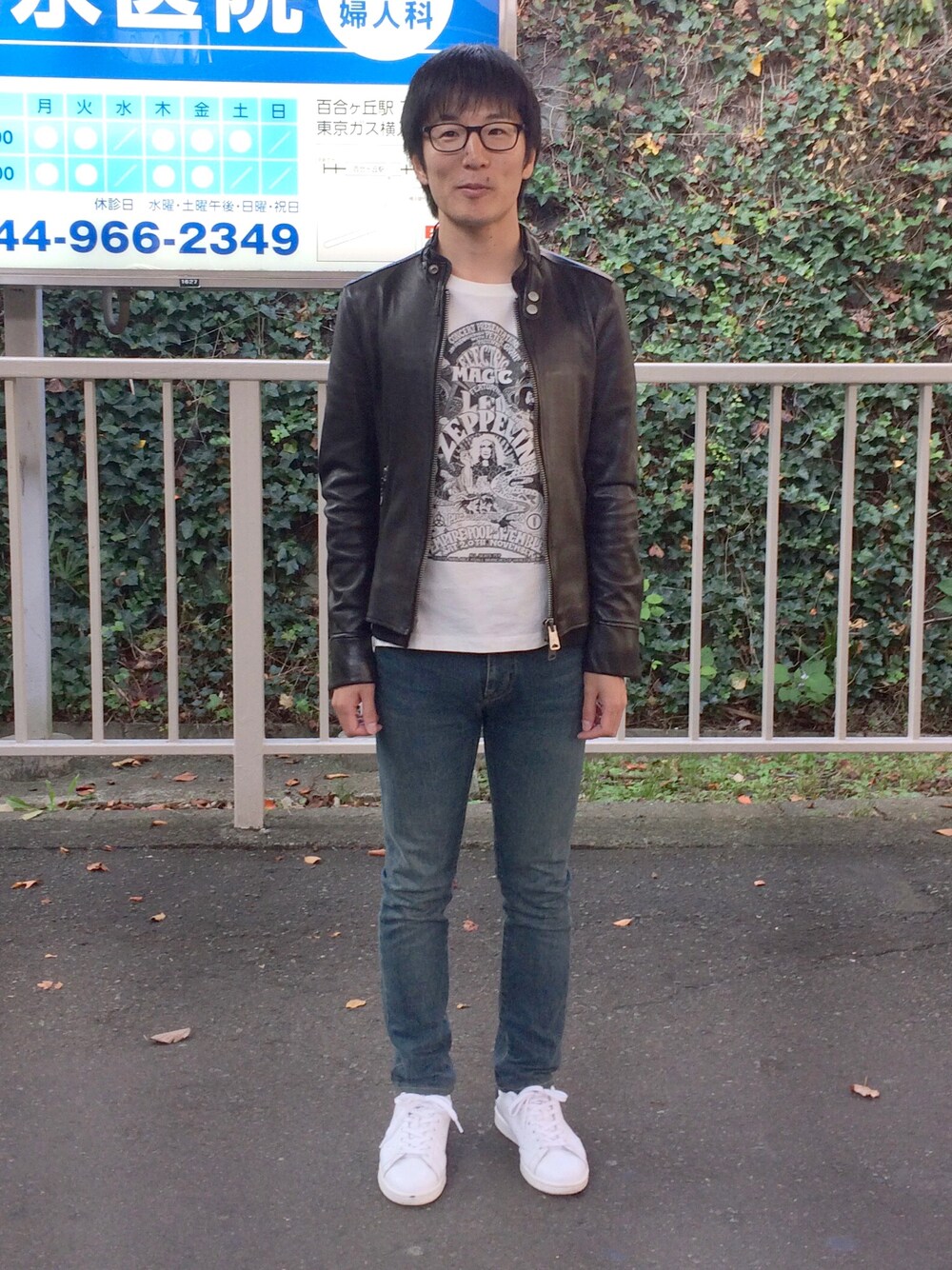 「お見送り」｜「MIHARAYASUHIROのアイテム（ライダースジャケット、ブラック系）」を使った、Daisuke Aさん（メンズ・168cm）の秋コーディネートの1枚目の写真