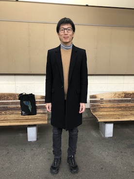 「JOHN LAWRENCE SULLIVAN（ジョンローレンスサリバン）のアイテム（チェスターコート）」を使った、Daisuke Aさん（メンズ・168cm）の冬コーディネート