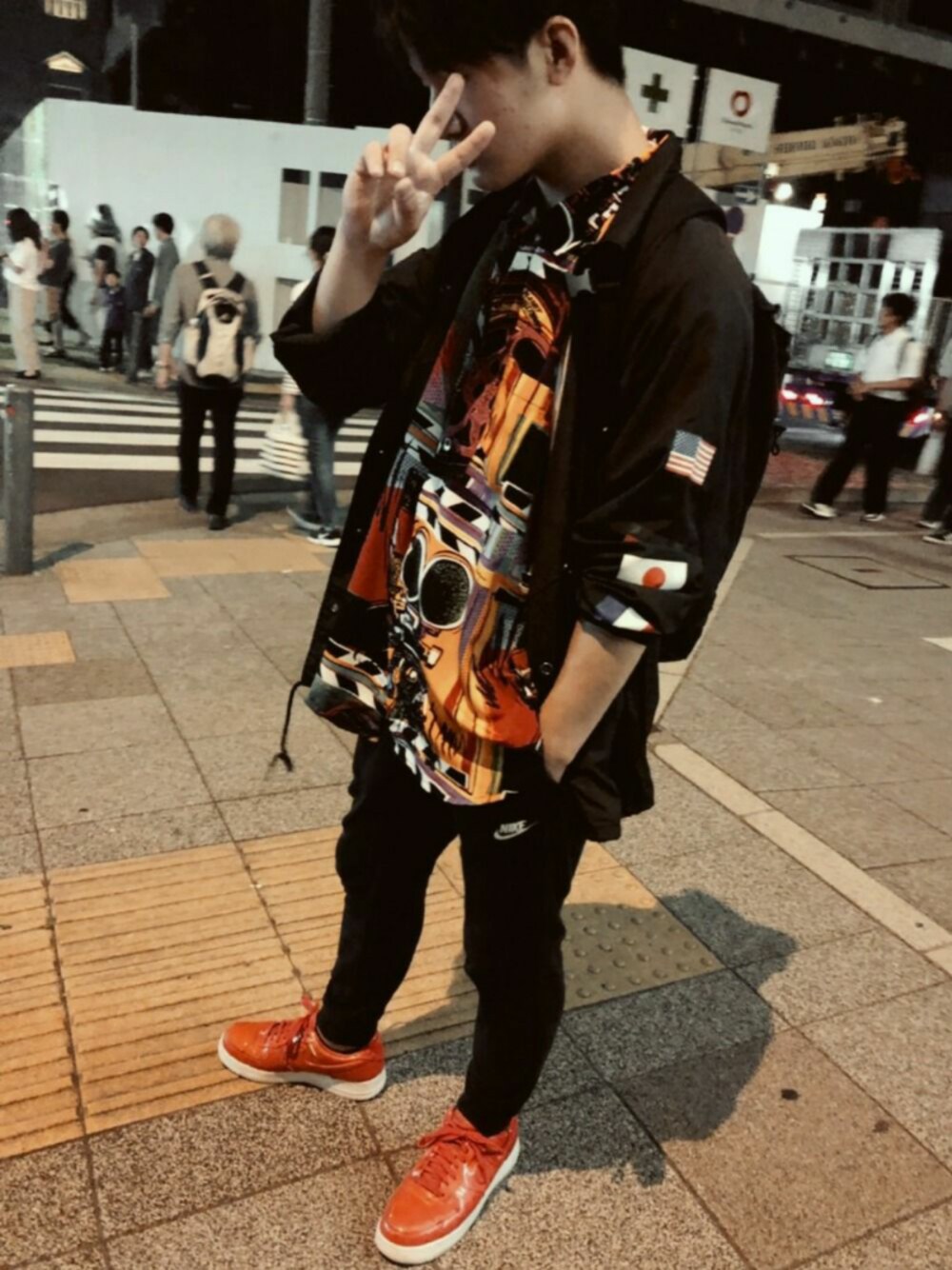 「わんちゃん」｜「PLANET HOLLYWOODのアイテム（シャツ/ブラウス、その他）」を使った、参考にならない男のWEARさん（メンズ・175cm）の夏コーディネートの1枚目の写真